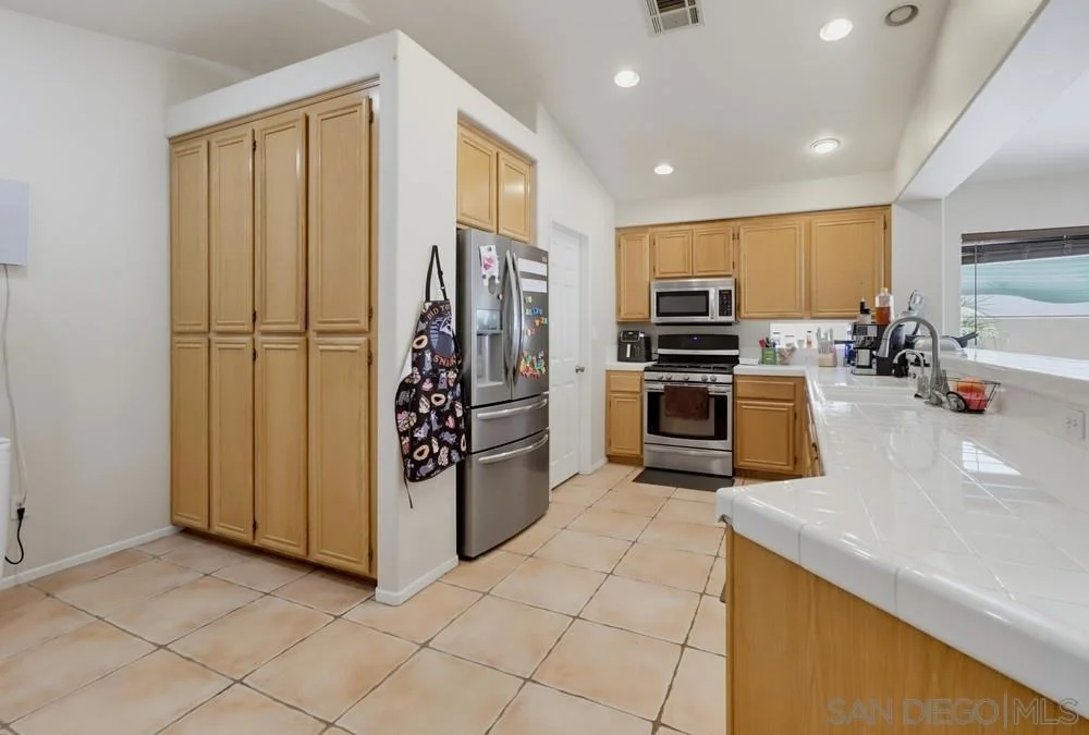 Photo of 2081 Larkspur Dr