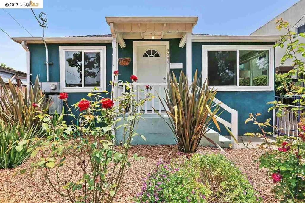 Photo of 3344 Yosemite Ave