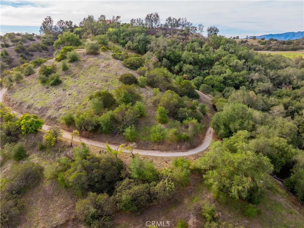 Photo of 46121 Avenida Tierra