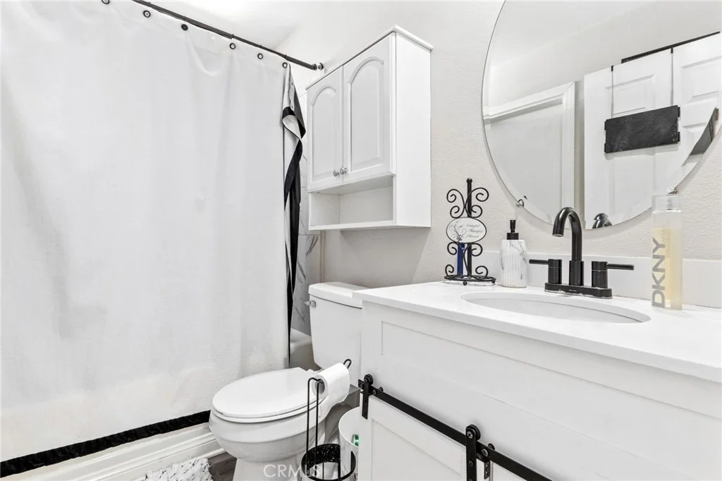 Photo of 22920 Green Pine