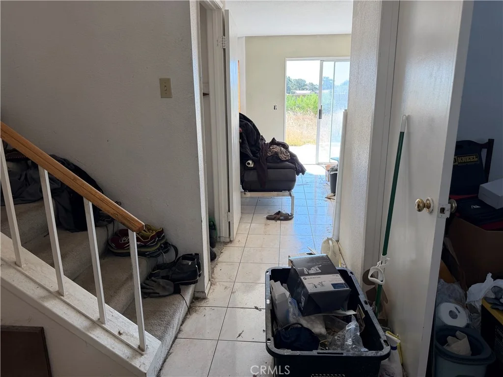 Photo of 1069 Redberry