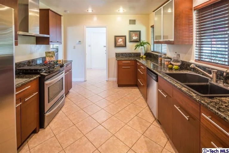 Photo of 72 Sierra Madre Boulevard