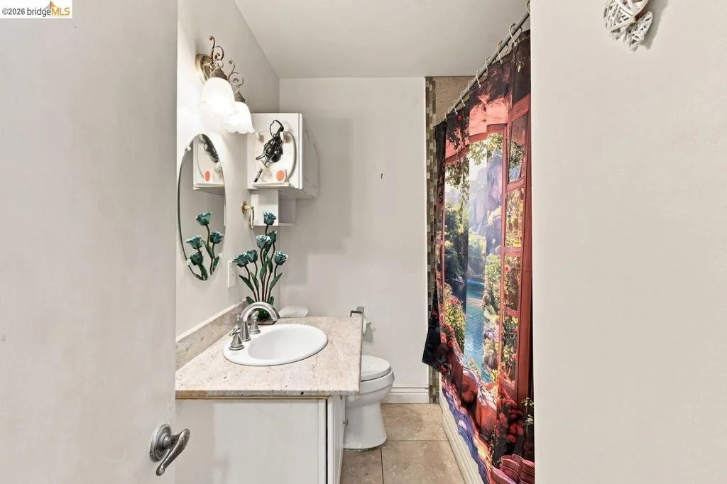 Photo of 209 Fleming Ave