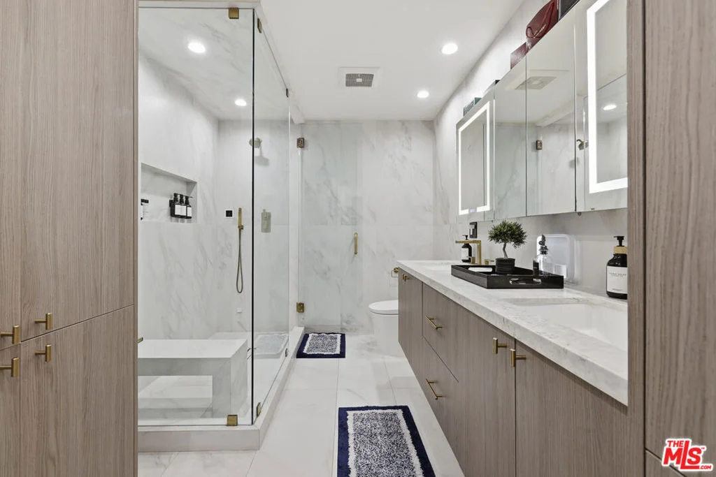 Photo of 2300 Benedict Canyon Drive