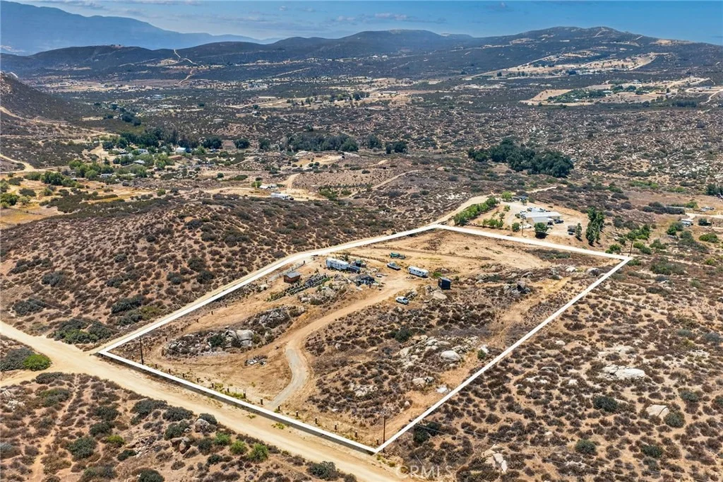 Photo of 41720 Oak Canyon Road