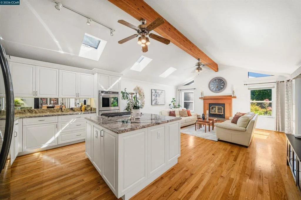 Photo of 31 Elliot Dr