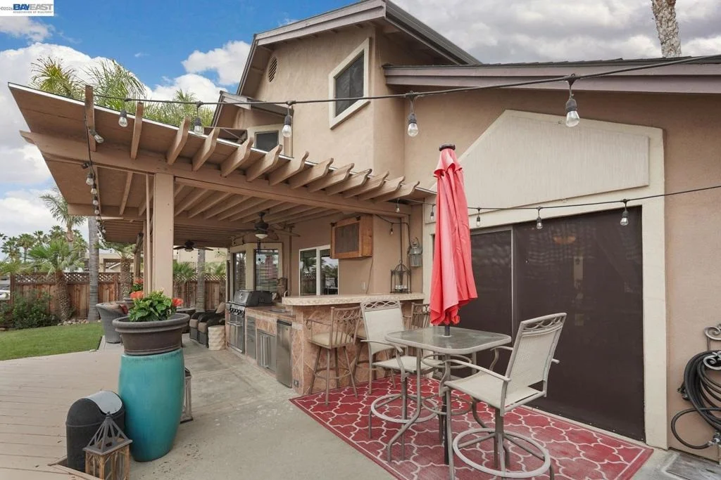 Photo of 1760 Anchorage Way
