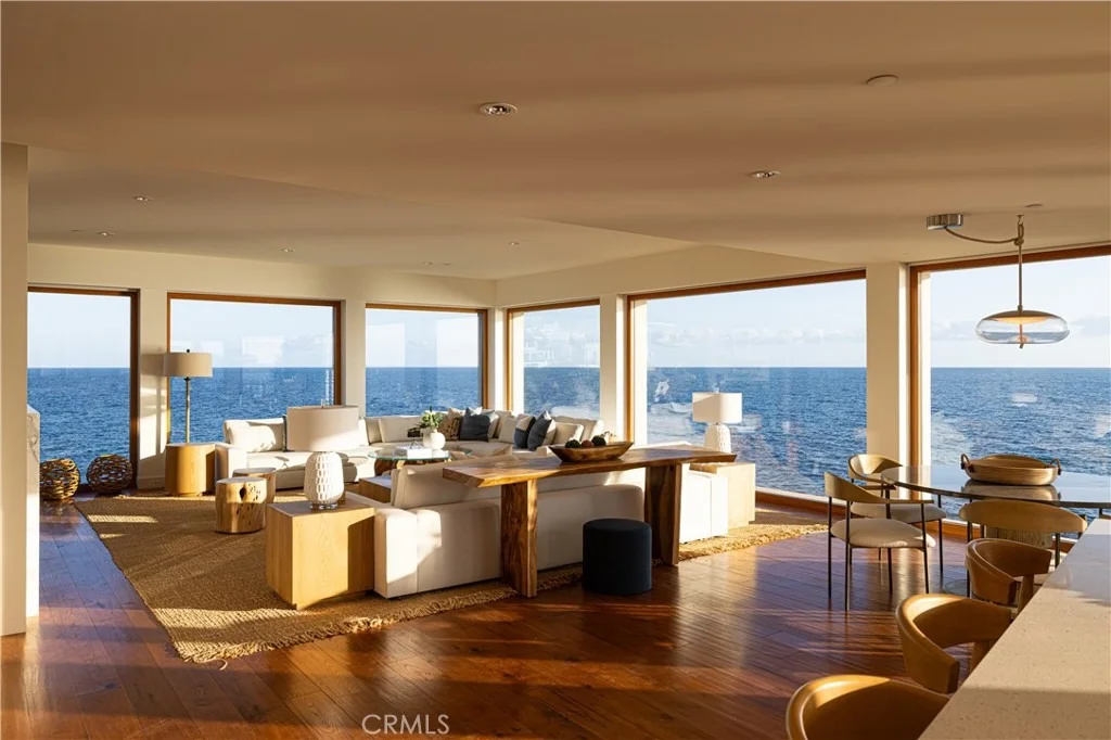 Photo of 1901 Ocean Way