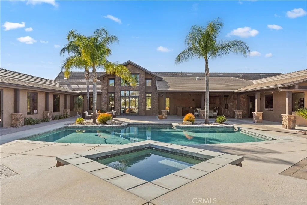 Photo of 41570 Avenida Bordeaux