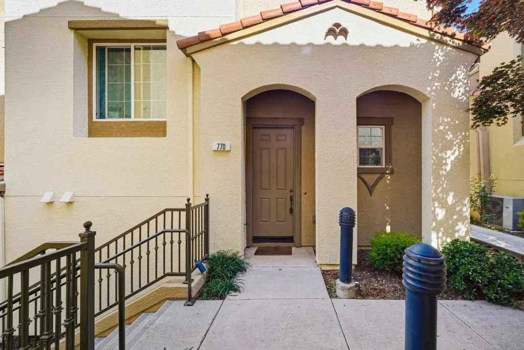 Photo of 770 Claridad Loop