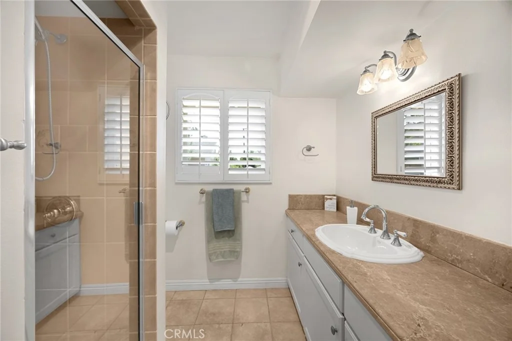 Photo of 1289 Wardman