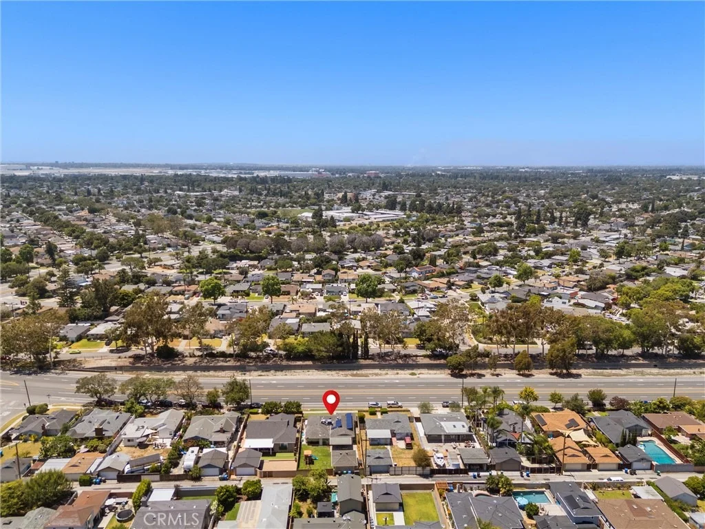 Photo of 3170 N Los Coyotes Diagonal