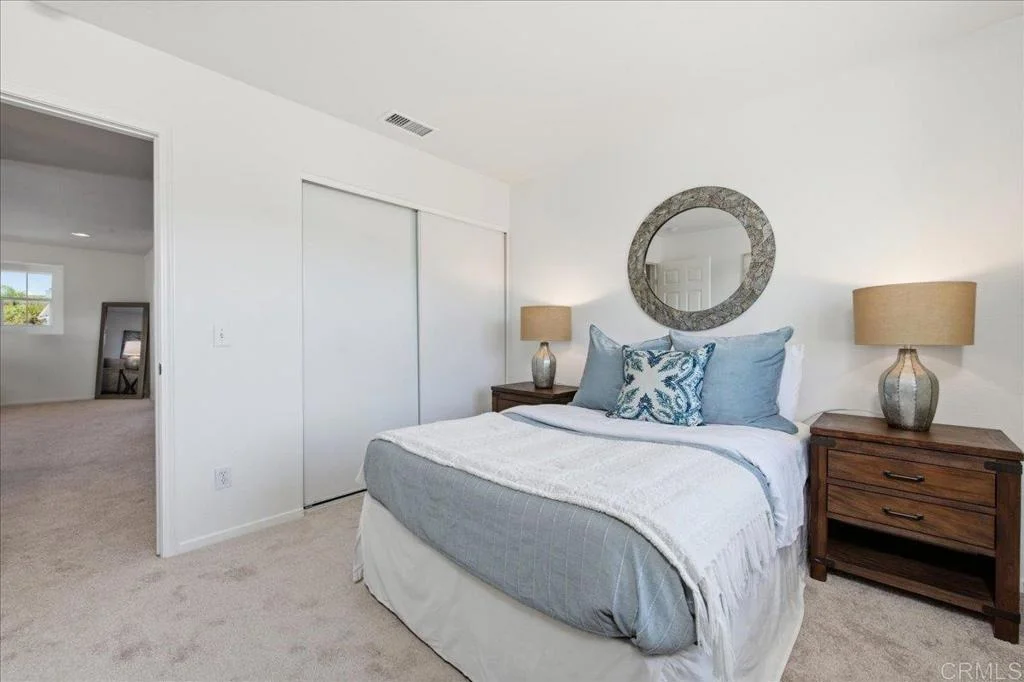 Photo of 812 Avenida Abeja