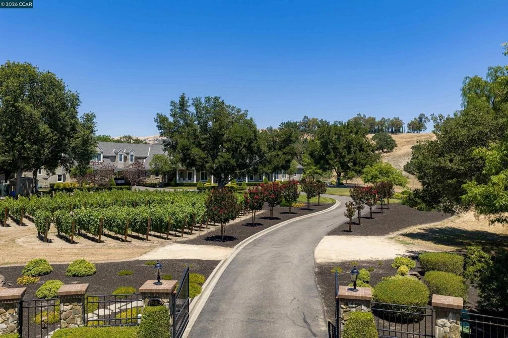 Photo of 5401 Penny Ln