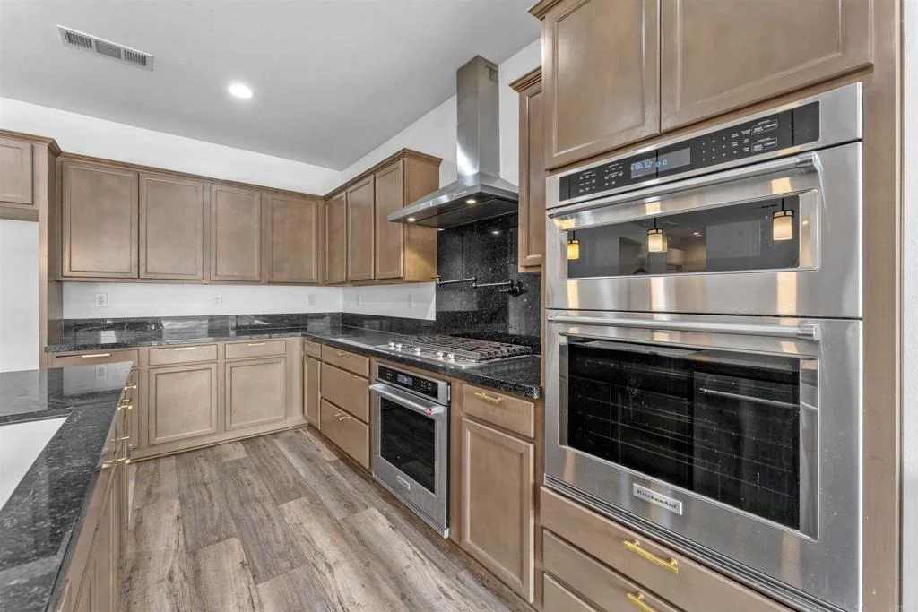 Photo of 750 Green Court