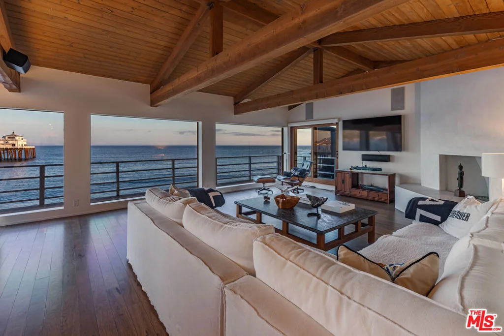 Photo of 23018 Pacific Coast Highway