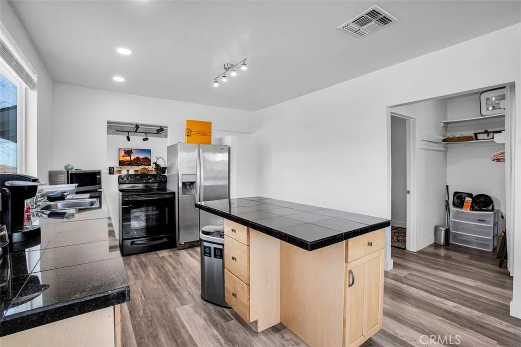 Photo of 59427 La Crescenta Drive