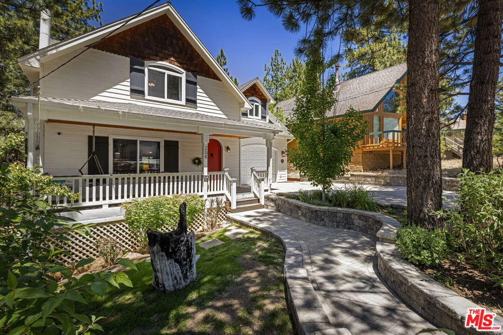 Photo of 208 Knoll Road
