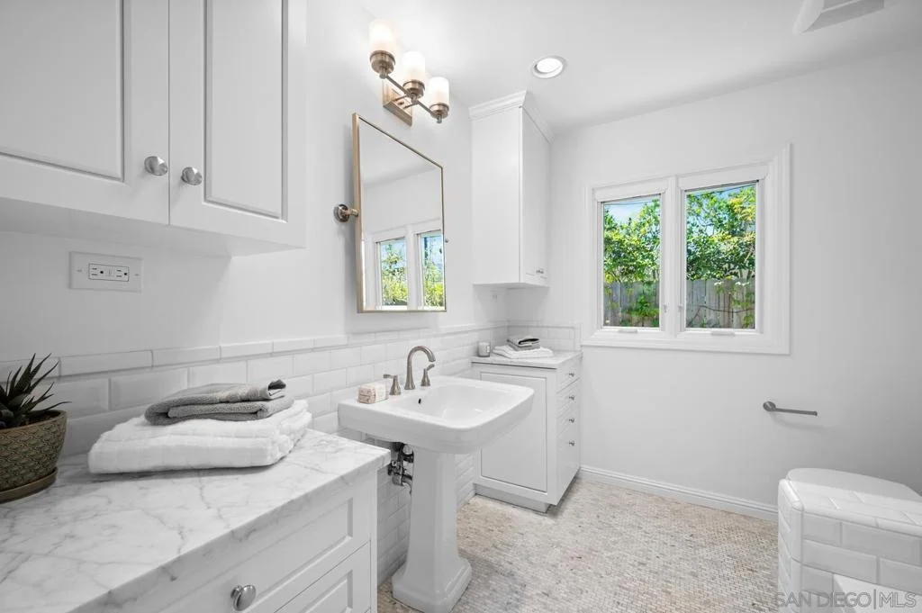 Photo of 6455 Avenida Wilfredo