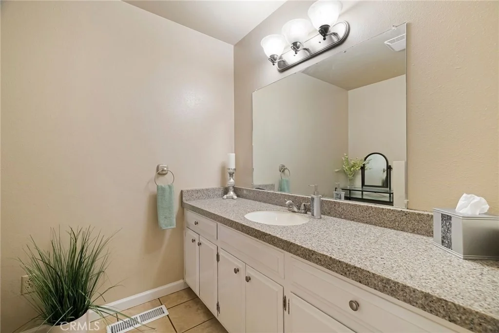Photo of 7652 Cutting Avenue