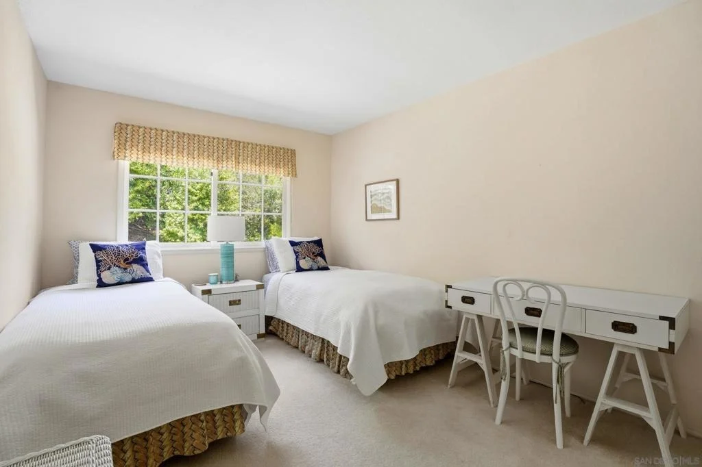 Photo of 6859 Avenida Andorra