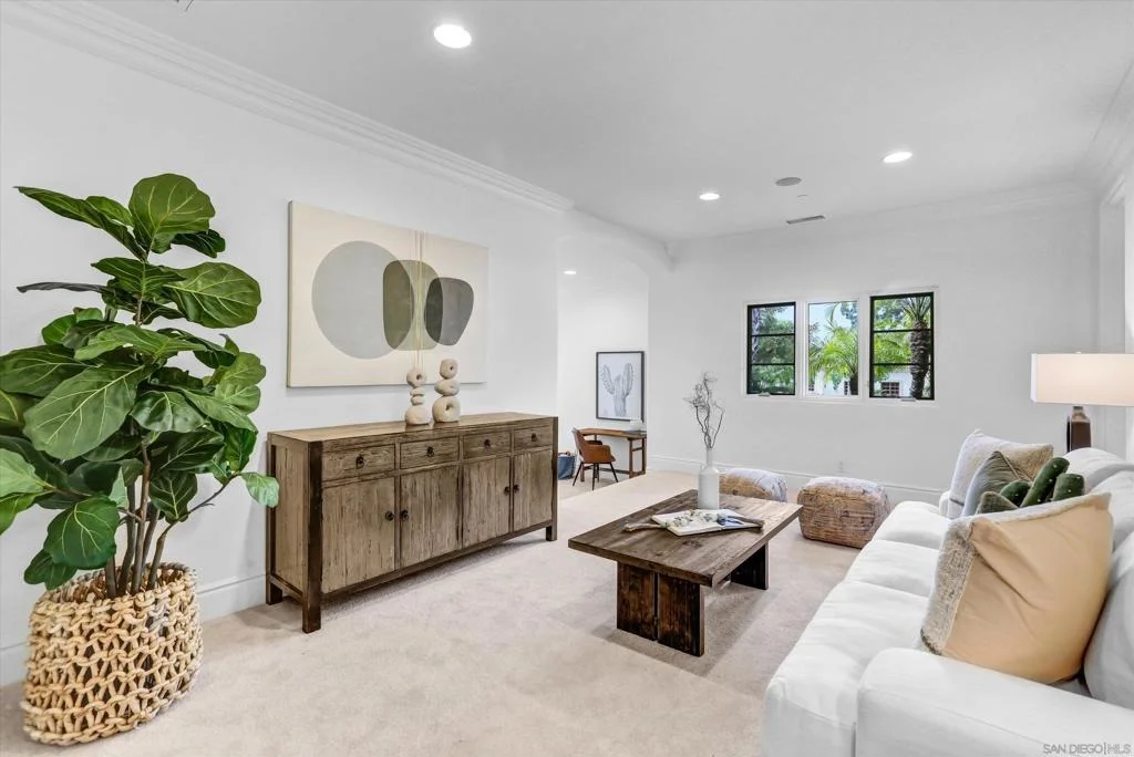 Photo of 6102 Avenida Alteras