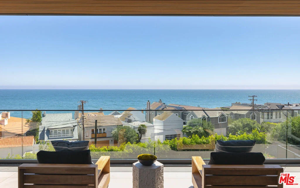 Photo of 23917 Malibu Road