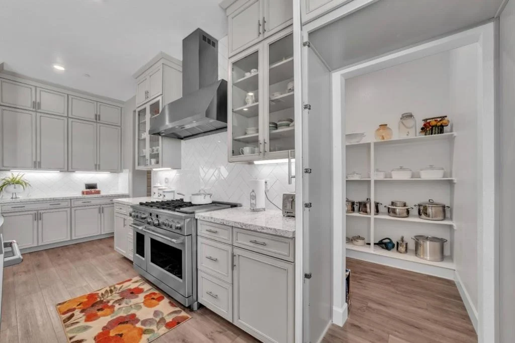 Photo of 4785 Villa Verde Drive