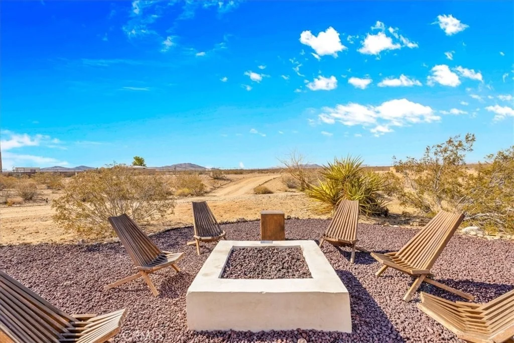 Photo of 60707 Sonora Road