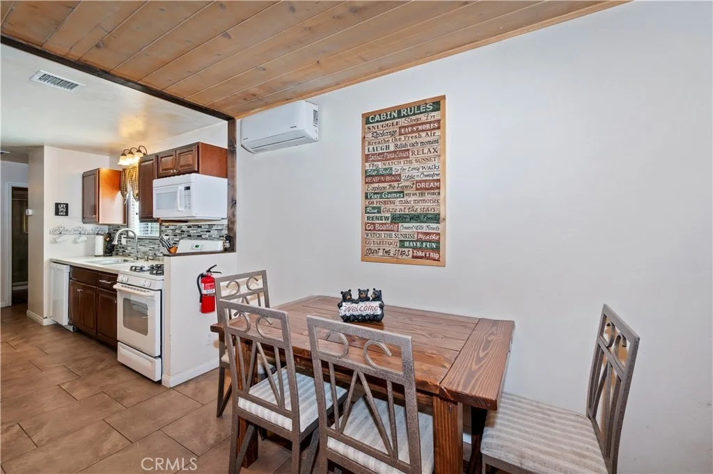 Photo of 619 Elysian