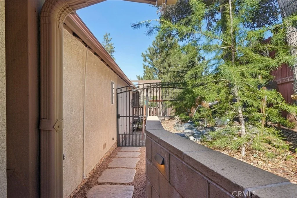 Photo of 5319 Desert View
