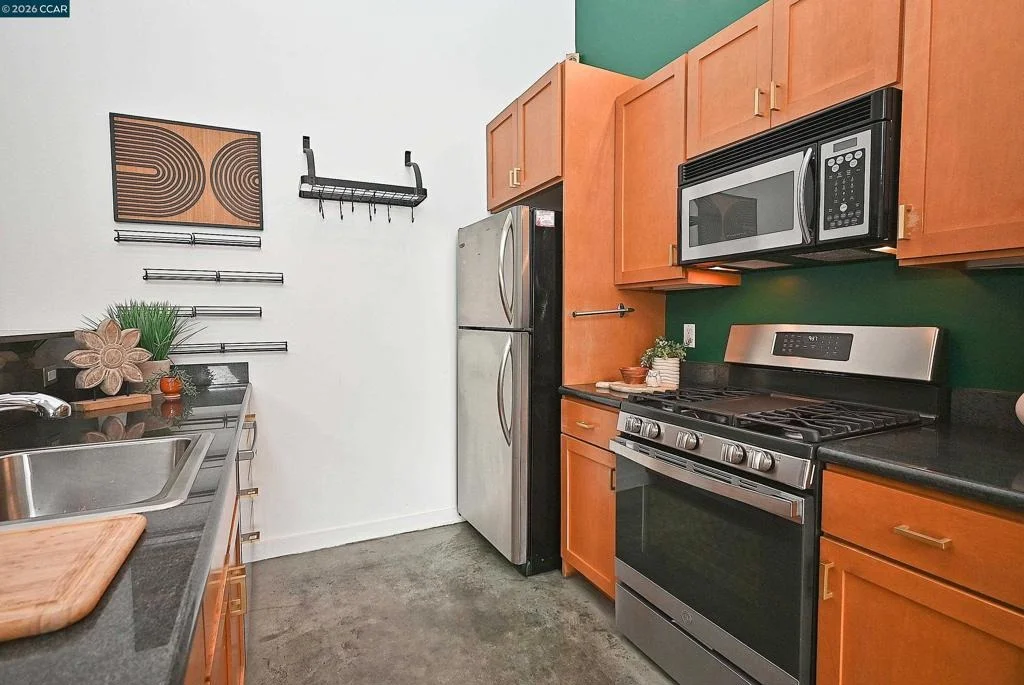 Photo of Unit 15 at 675 8Th Street