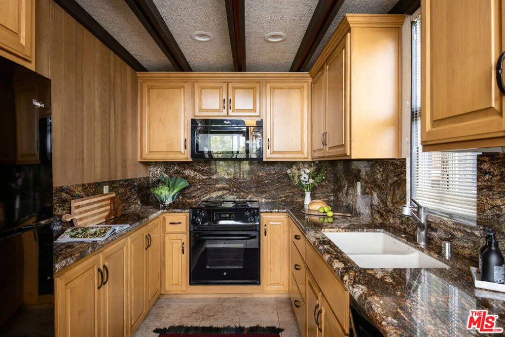 Photo of 287 Grizzly Road