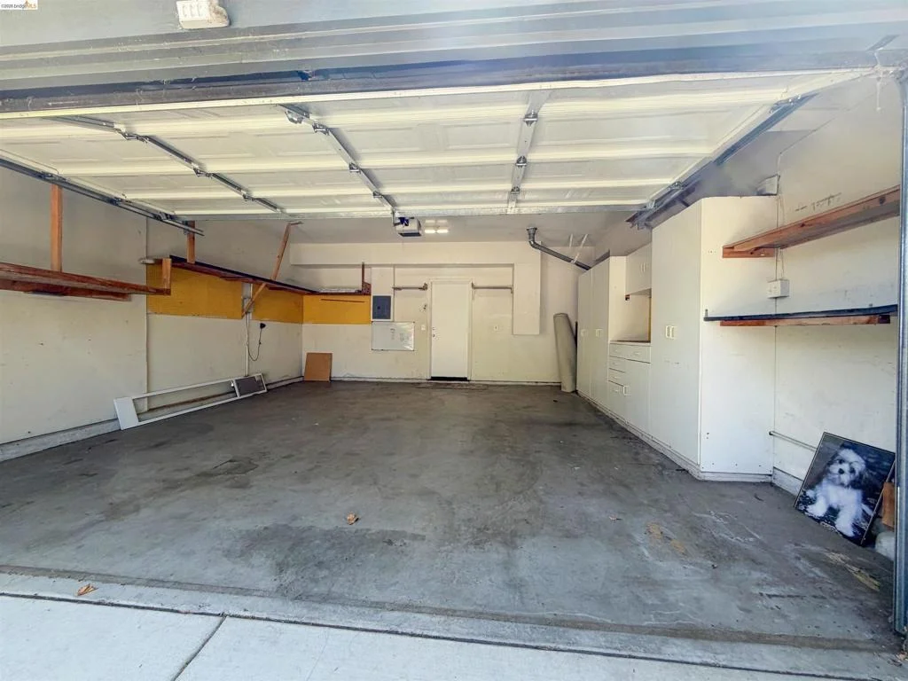 Photo of 448 Burlington Drive