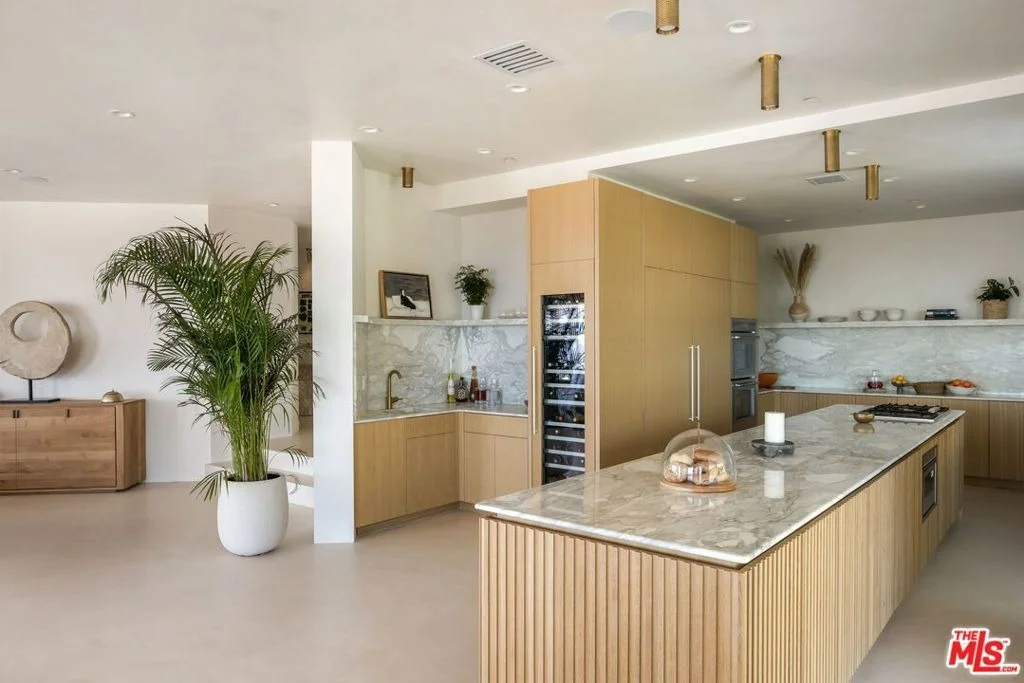 Photo of 4310 Encinal Canyon Road