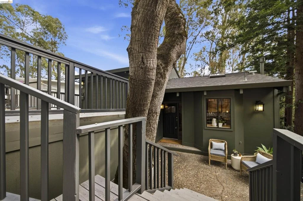 Photo of 7099 Pinehaven Road