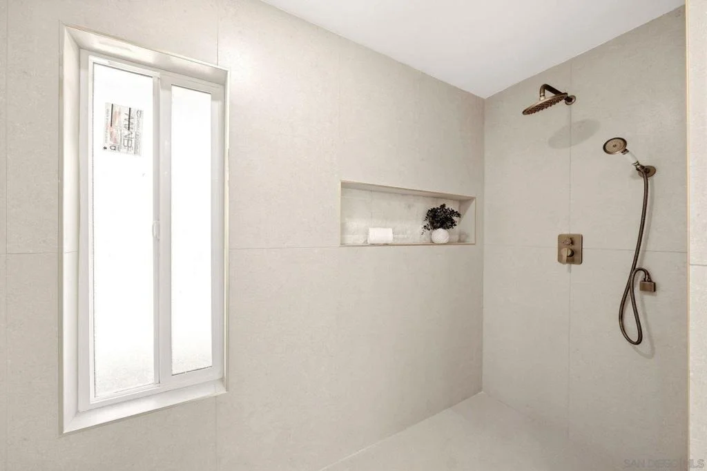Photo of 2073 Willow Glen