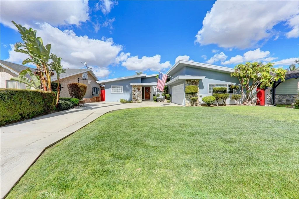 Photo of 10705 Pico Vista Road