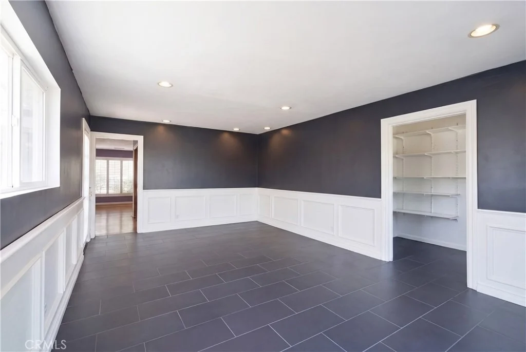 Photo of 7032 Encino