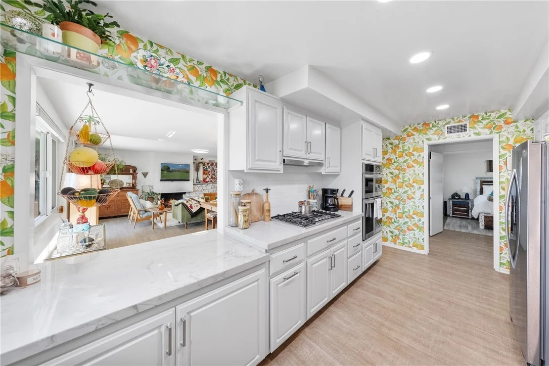 Photo of 1408 E Fairway Dr