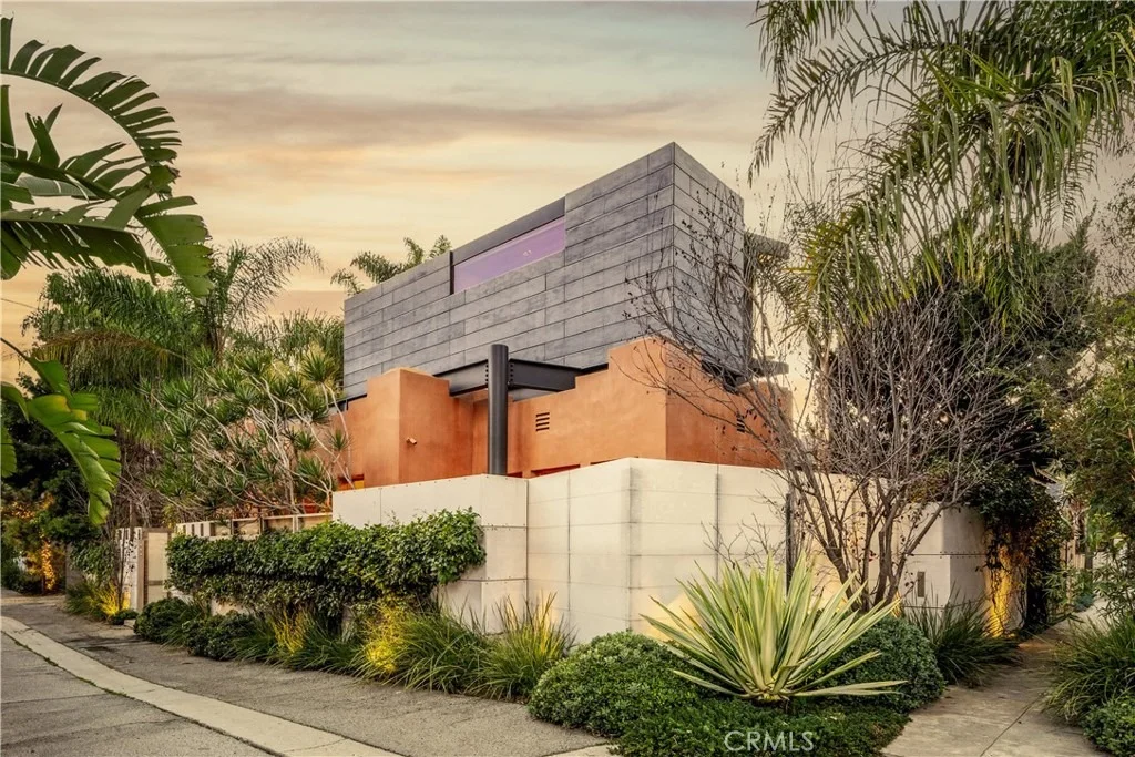 Photo of 542 Altair Place