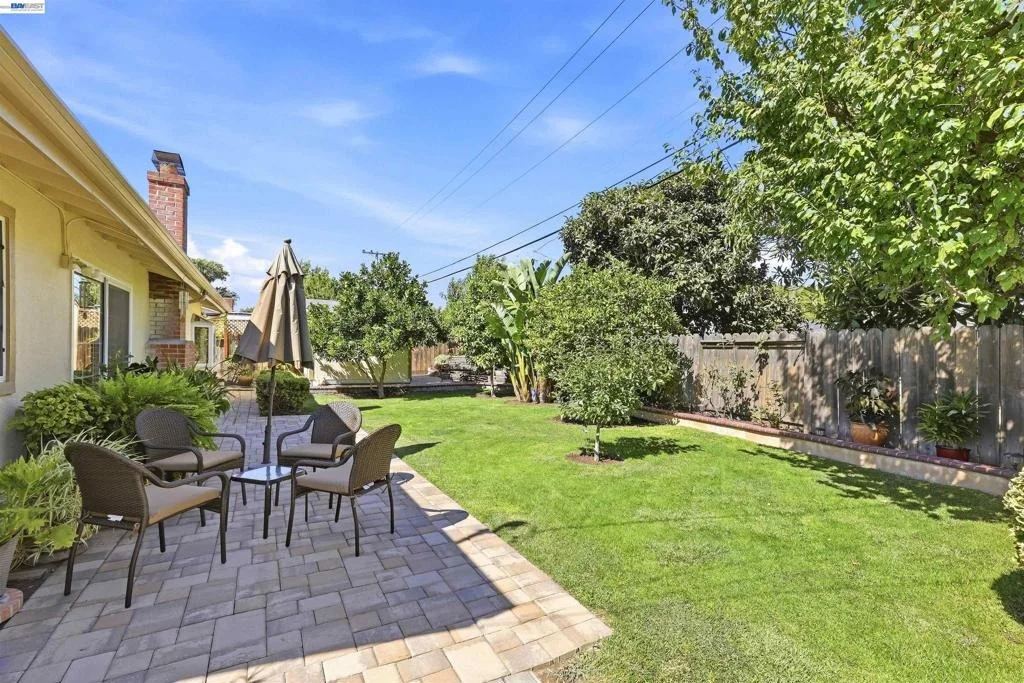 Photo of 8657 Davona Dr