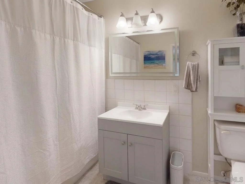 Photo of 6062 Streamview