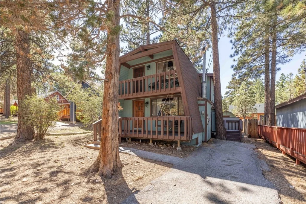 Photo of 244 Moreno