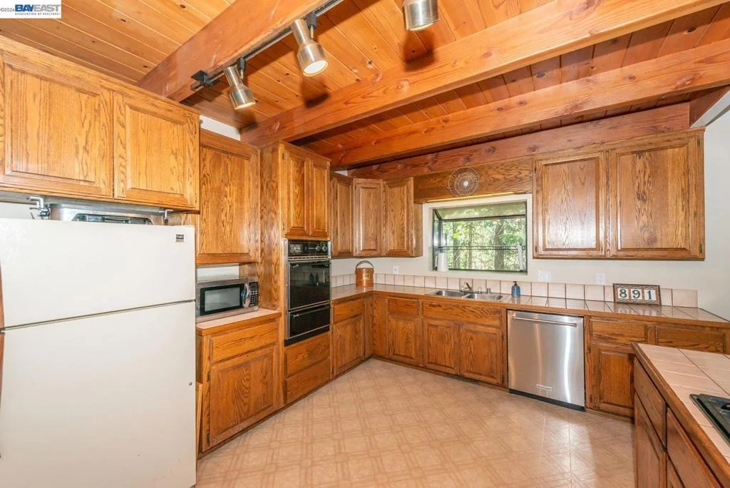 Photo of 891 Salt Flat Rd