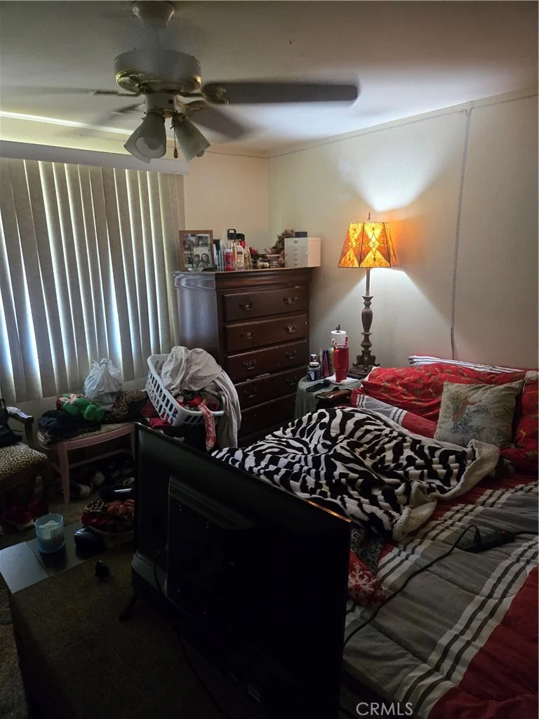 Photo of 360 W 5th