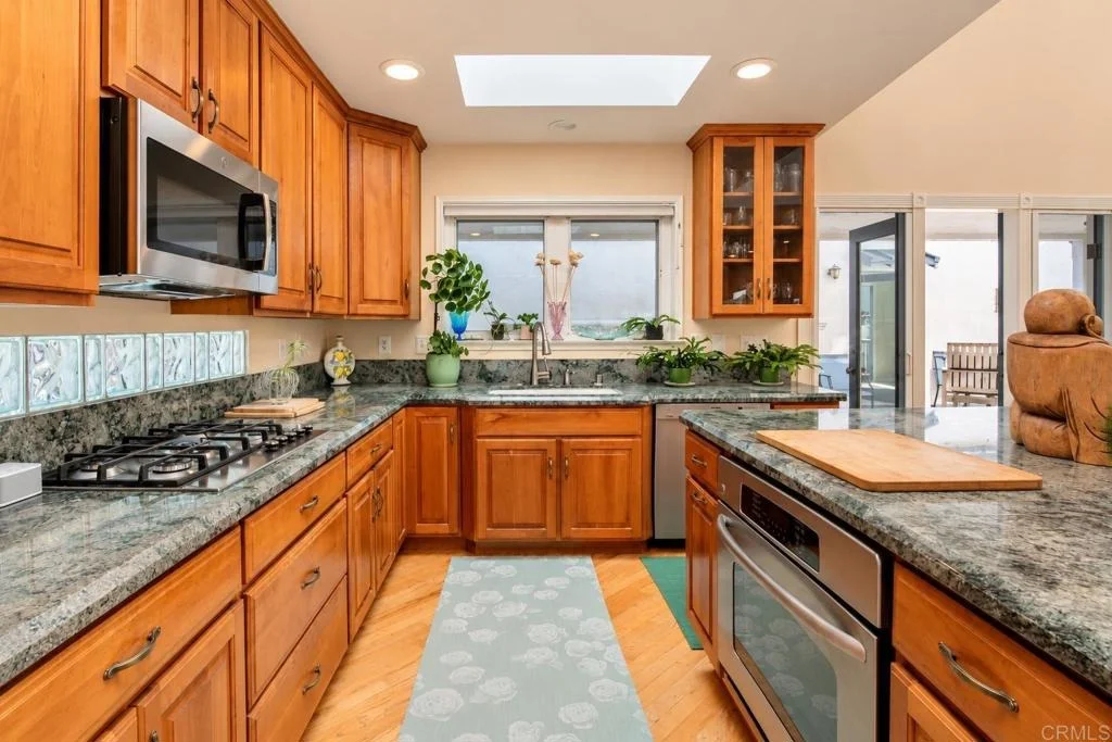 Photo of 169 Sequoia Avenue
