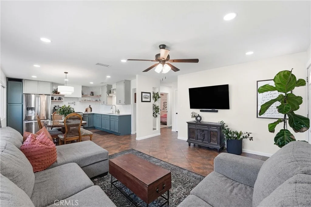 Photo of 7183 Olive