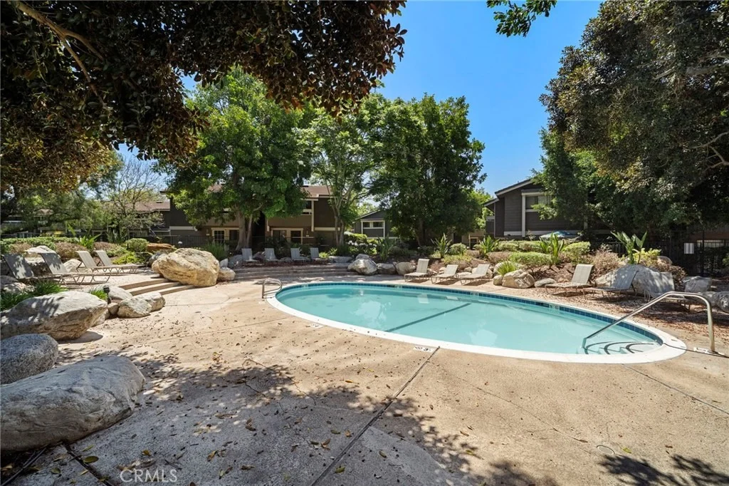 Photo of 63 Streamwood