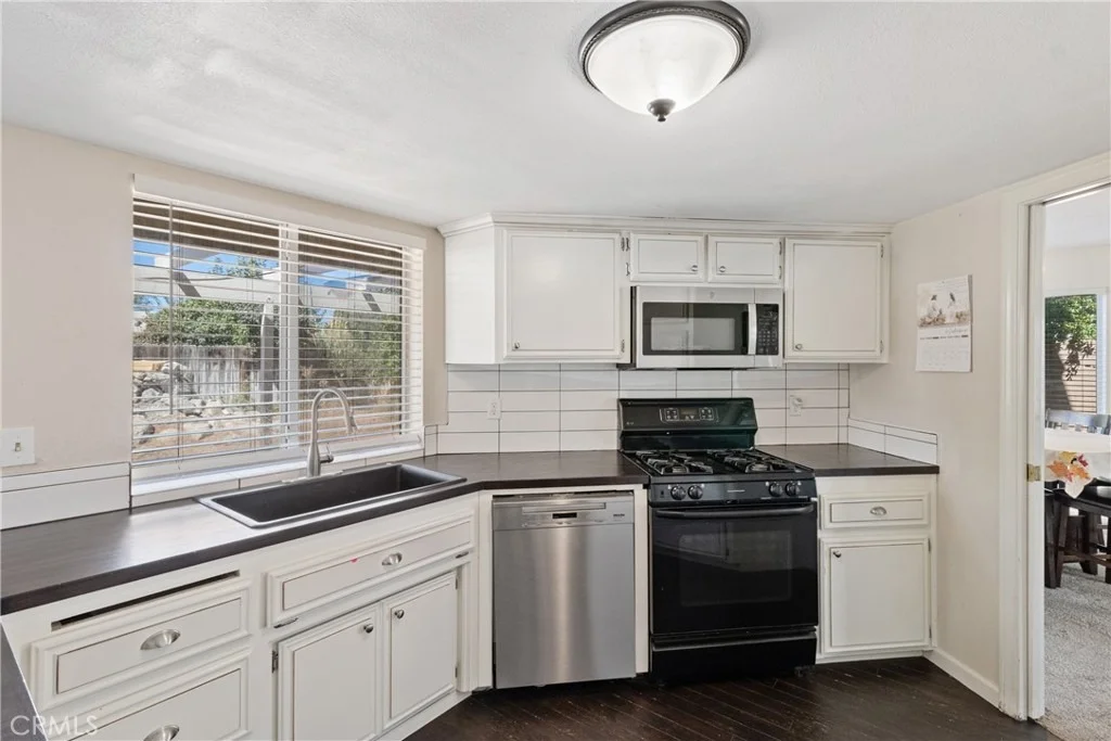Photo of 1137 Redwood Court
